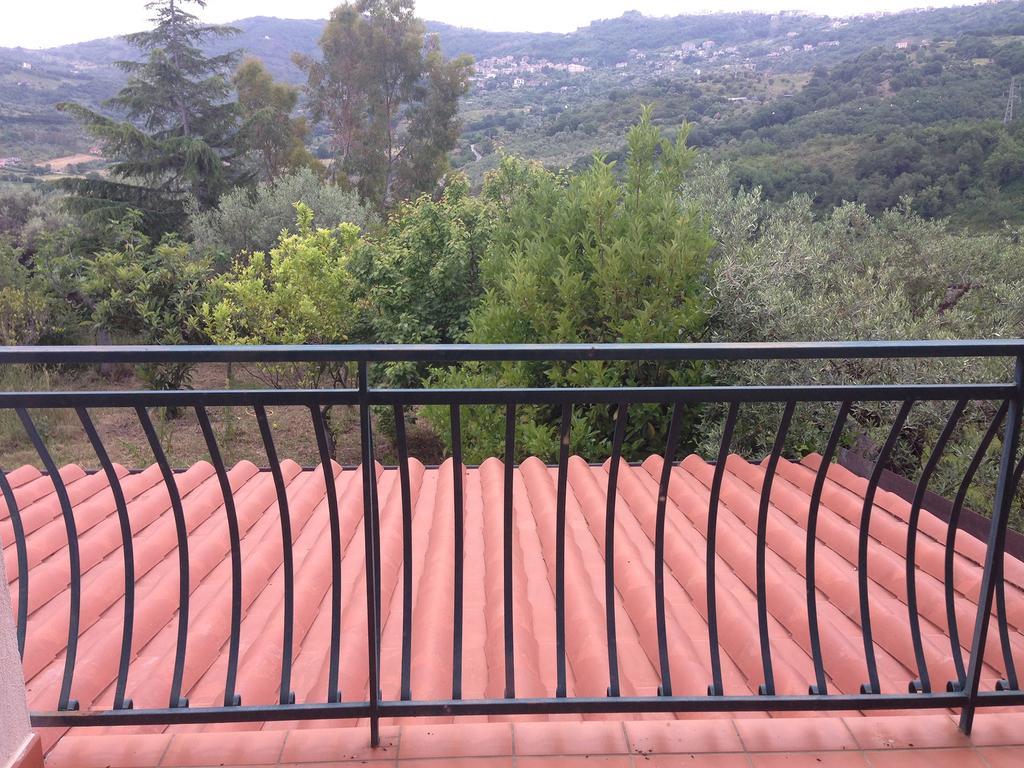Bed & Breakfast Villa Flora Eredita Chambre photo